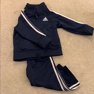 Navy blue Addis’s marching outfit